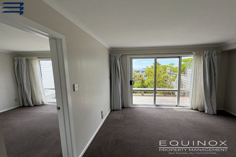 Photo of property in 7 Panakenake Way, Flat Bush, Auckland, 2019