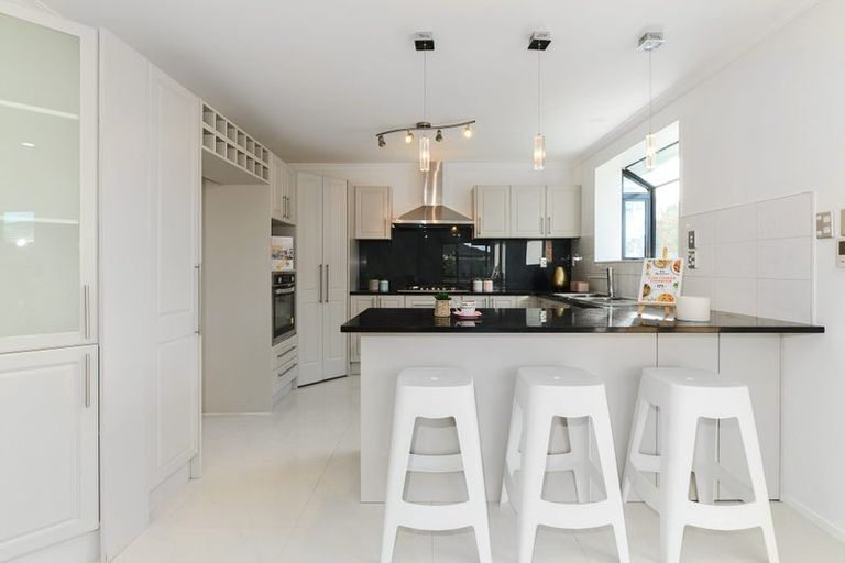 Photo of property in 55b Willerton Avenue, New Lynn, Auckland, 0600