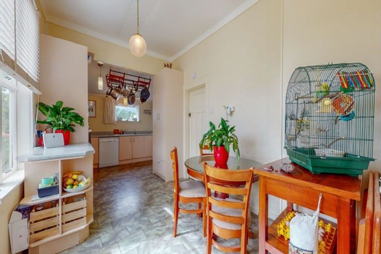 Photo of property in 10 Ryall Road, Paeroa, 3673