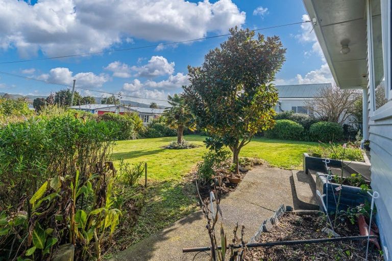 Photo of property in 72 Ormond Street, Woodville, 4920