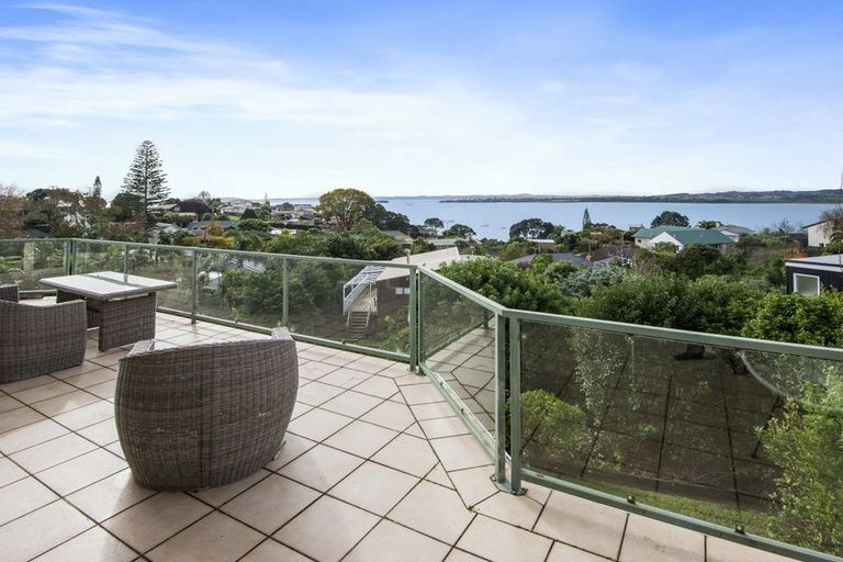 Photo of property in 10 Callender Place, Shelly Park, Auckland, 2014