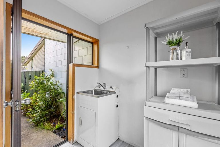 Photo of property in 73b Centreway Road, Orewa, 0931