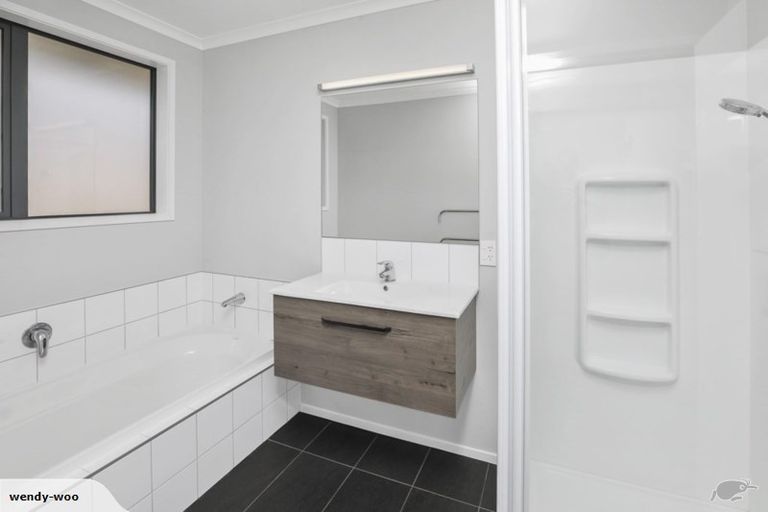 Photo of property in 21 Briannarose Drive, Fitzroy, Hamilton, 3206