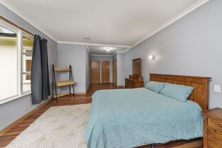 Photo of property in 36 Ongo Road, Hunterville, 4730