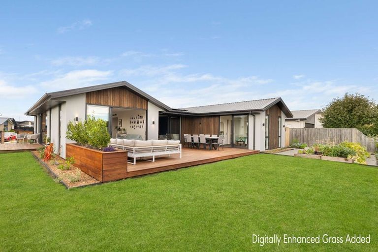 Photo of property in 9 Pahua Street, Pegasus, 7612