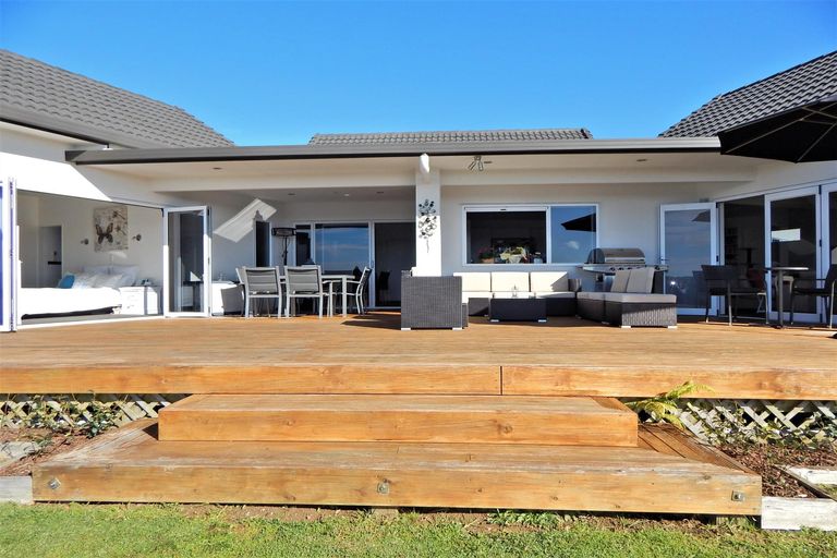 Photo of property in 36 Rarere Terrace, Kerikeri, 0230