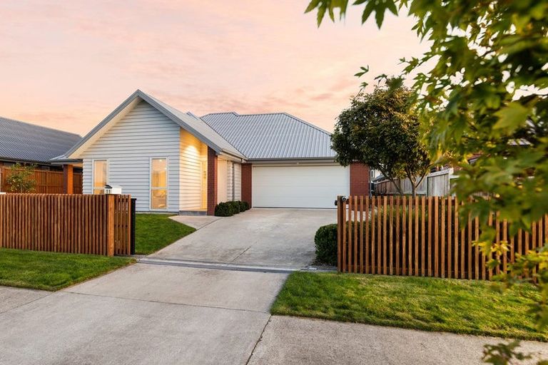 Photo of property in 11 Jarrett Terrace, Leamington, Cambridge, 3432