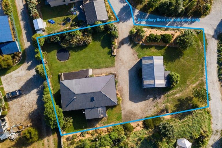 Photo of property in 12 Kingan Road, Luggate, Cromwell, 9383