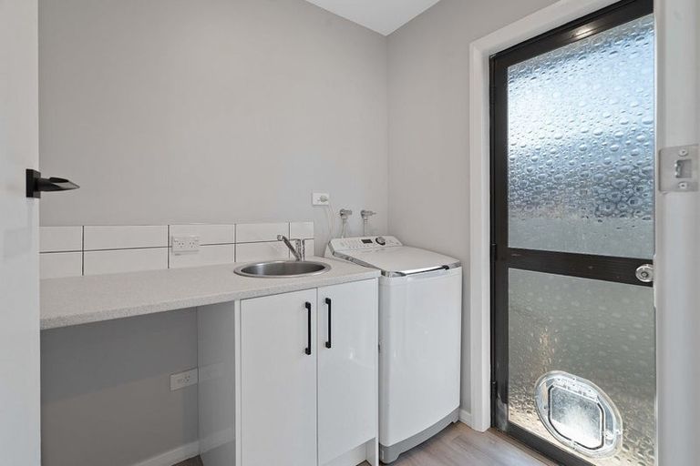 Photo of property in 13 Roswell Place, Islington, Christchurch, 8042