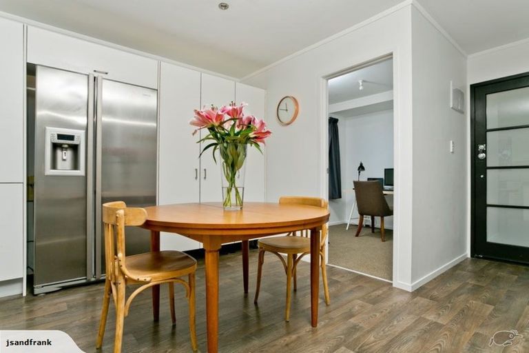 Photo of property in 51 Manuka Road, Bayview, Auckland, 0629