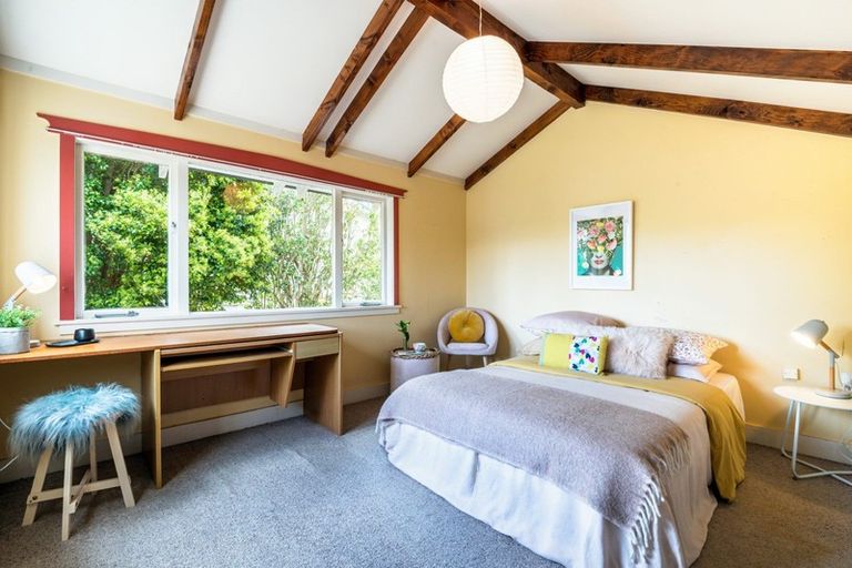 Photo of property in 9 Merani Street, Narrow Neck, Auckland, 0622