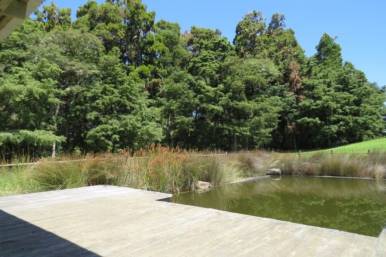 Photo of property in 504b Wairere Road, Maungaturoto, 0571