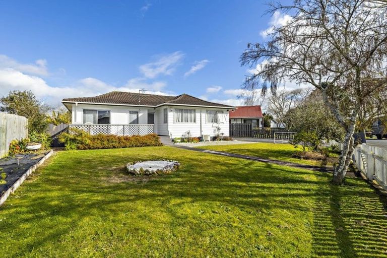 Photo of property in 39 Balloch Street, Randwick Park, Auckland, 2105