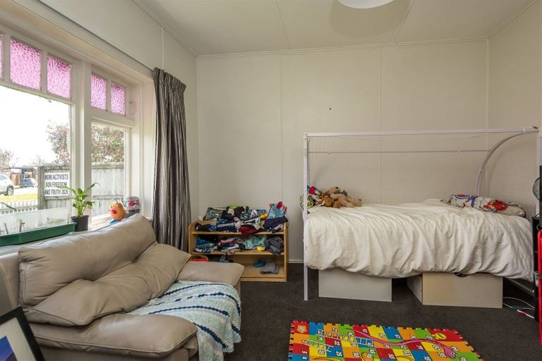 Photo of property in 180 Springfield Road, St Albans, Christchurch, 8014