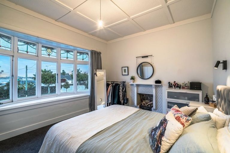 Photo of property in 14 Richmond Avenue, Northcote Point, Auckland, 0627