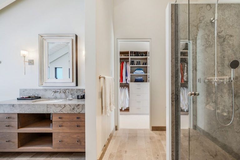 Photo of property in 42 Porterfield Road, Whitford, Howick, 2571