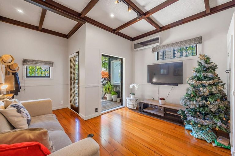 Photo of property in 16 Wilkinson Road, Ellerslie, Auckland, 1060