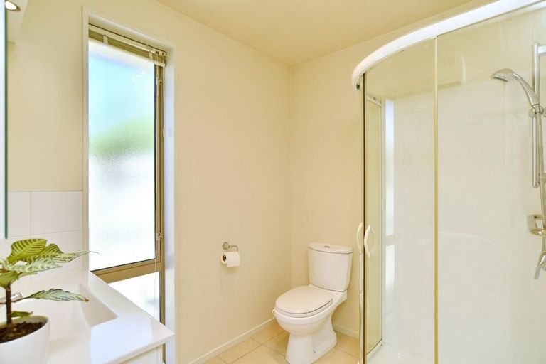 Photo of property in 1/38 Sawyers Arms Road, Northcote, Christchurch, 8052