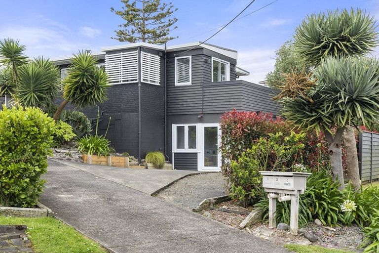 Photo of property in 1/467 Beach Road, Murrays Bay, Auckland, 0630