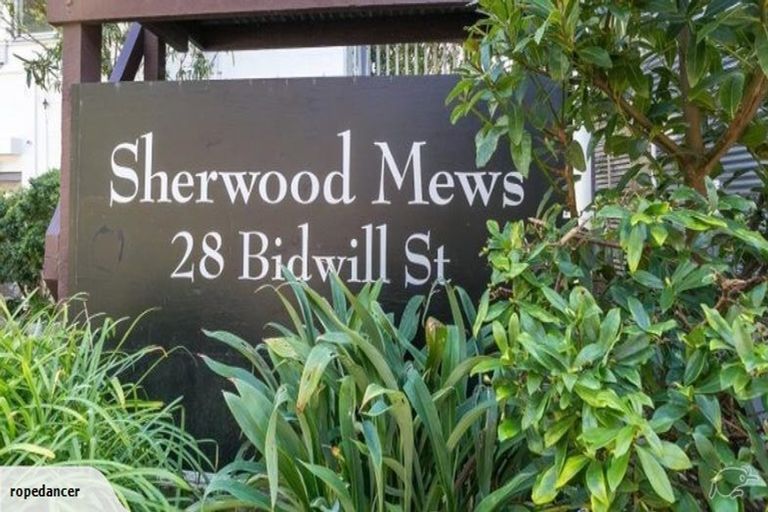 Photo of property in Sherwood Mews, 28b Bidwill Street, Mount Cook, Wellington, 6021