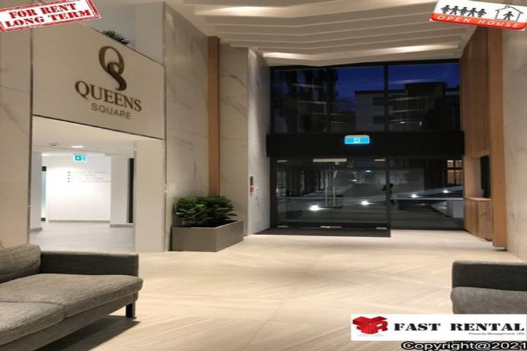 Photo of property in 1/8 Waverley Avenue, Glenfield, Auckland, 0629