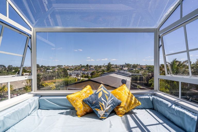 Photo of property in 1/52 Northboro Road, Belmont, Auckland, 0622