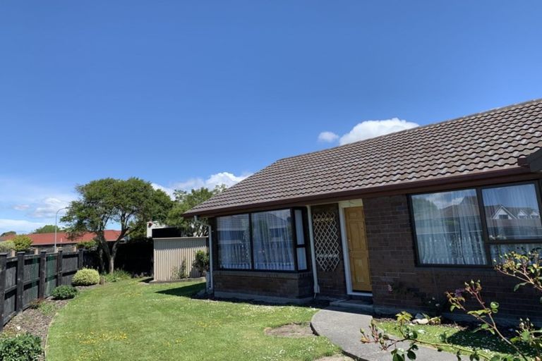 Photo of property in 1/65 Donnington Street, Parklands, Christchurch, 8083