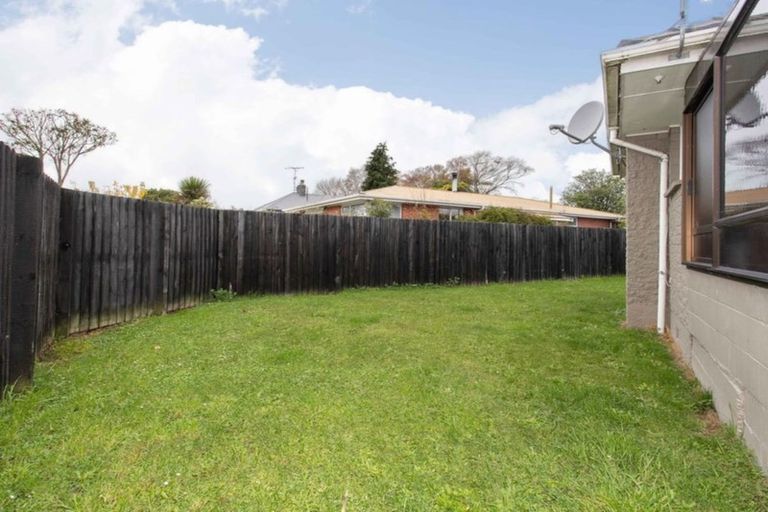 Photo of property in 157 Wainoni Road, Avondale, Christchurch, 8061
