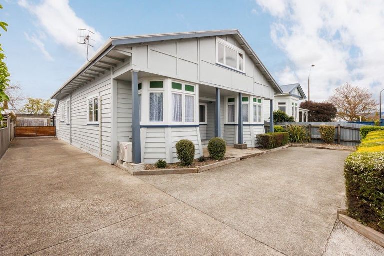 Photo of property in 33 Fitzroy Street, Terrace End, Palmerston North, 4410