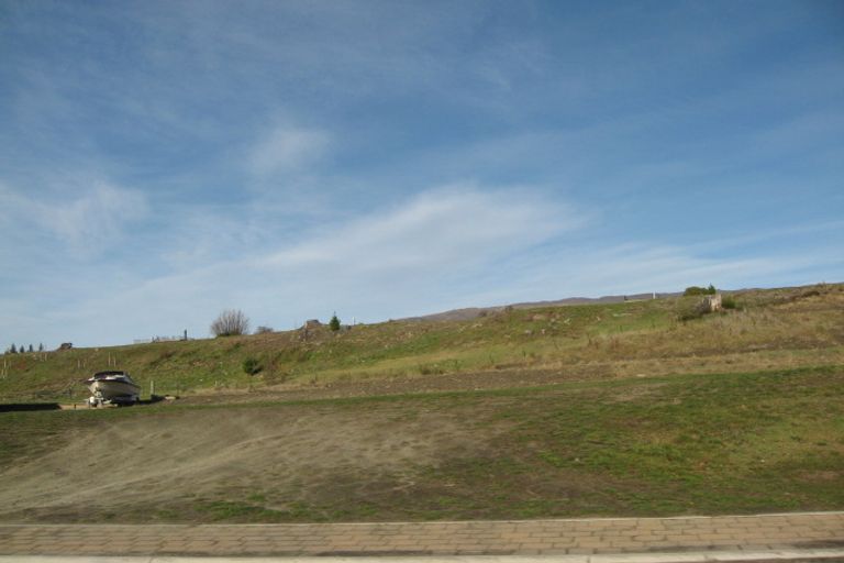 Photo of property in 7 Stonebrook Drive, Wanaka, 9305