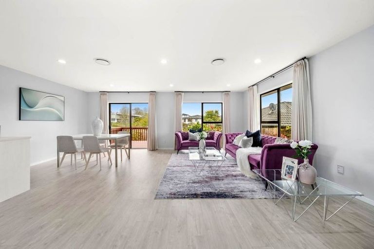 Photo of property in 19 Adelphi Place, Albany, Auckland, 0632