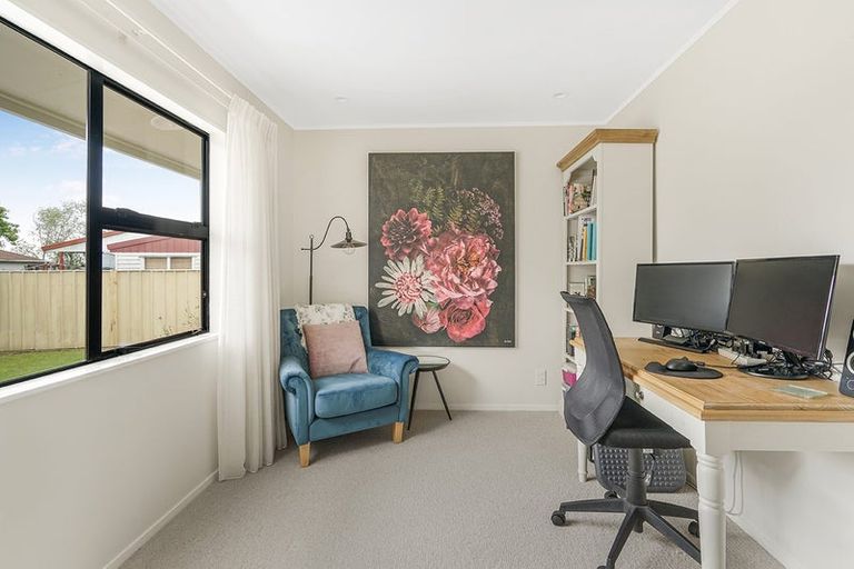 Photo of property in 49 Garland Drive, St Andrews, Hamilton, 3200