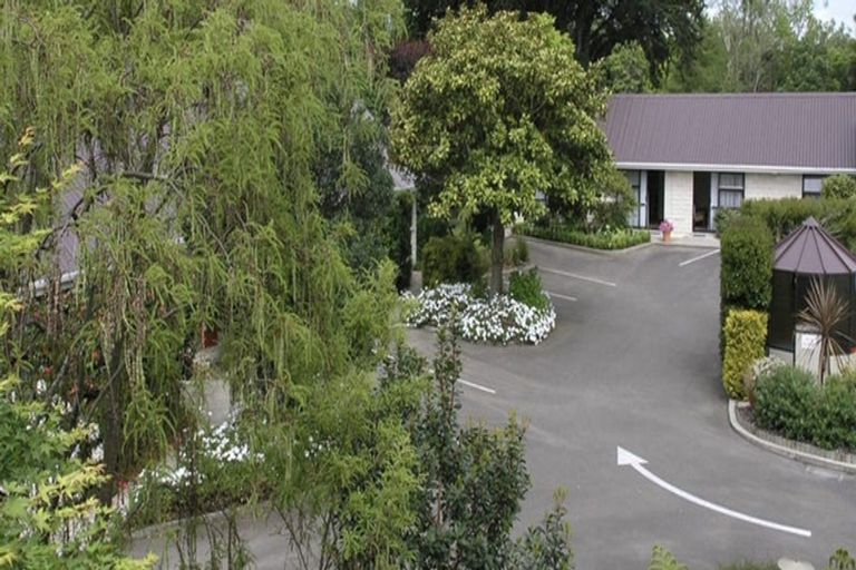 Photo of property in 243 Fitzherbert Avenue, West End, Palmerston North, 4410