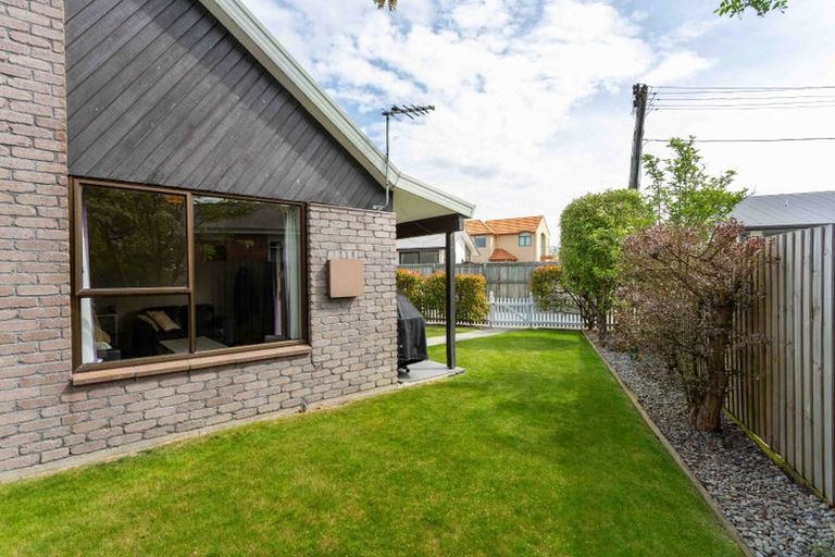 Photo of property in 60b Mcfaddens Road, St Albans, Christchurch, 8052