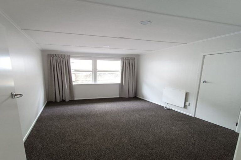 Photo of property in 45 Beazley Avenue, Paparangi, Wellington, 6037