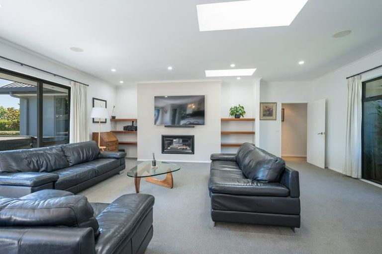 Photo of property in 2 Ashfield Place, Richmond, 7020