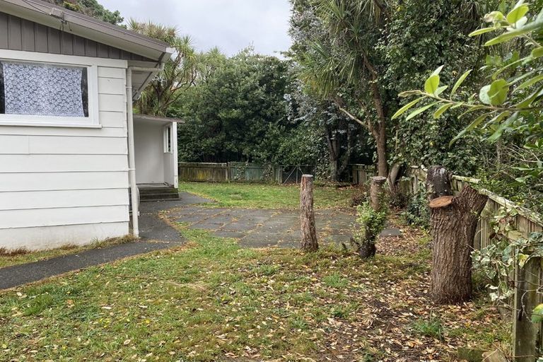 Photo of property in 130 Sievers Grove, Cannons Creek, Porirua, 5024
