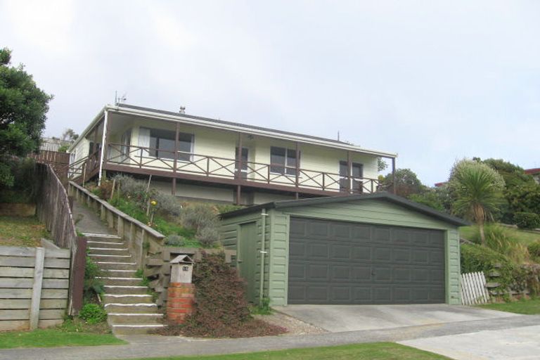 Photo of property in 10 Trinidad Crescent, Grenada Village, Wellington, 6037