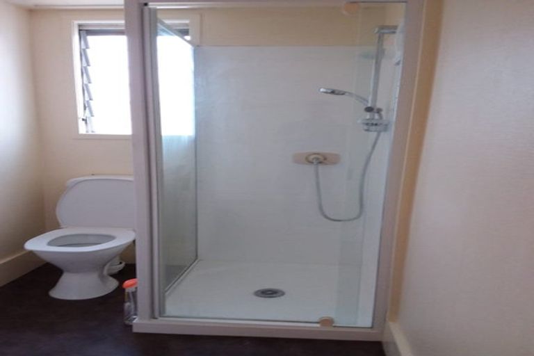 Photo of property in 14 Walter Street, The Glen, Dunedin, 9011