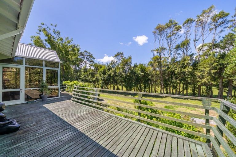 Photo of property in 1100b Coast Road, Wainuiomata Coast, Wainuiomata, 5373