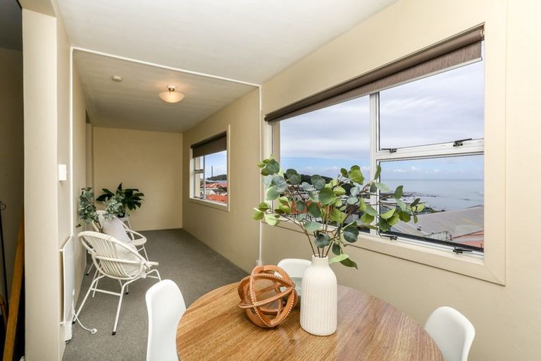 Photo of property in 127 Saint Aubyn Street, New Plymouth, 4310