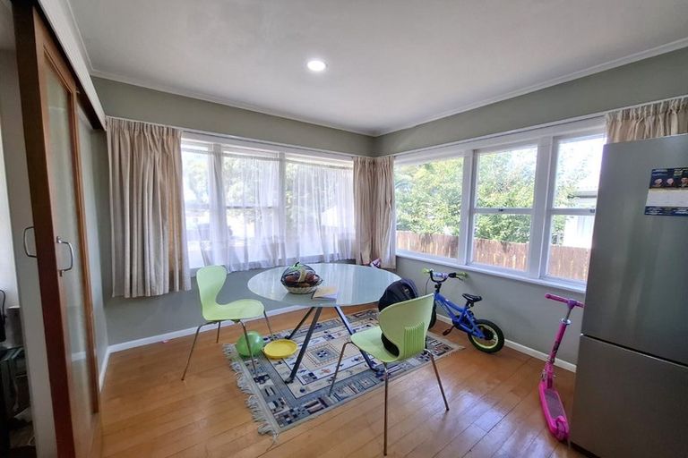 Photo of property in 78 Swanson Road, Henderson, Auckland, 0610