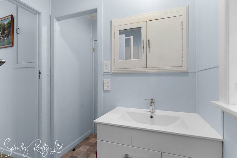 Photo of property in 69 Marohemo Road, Maungaturoto, 0583