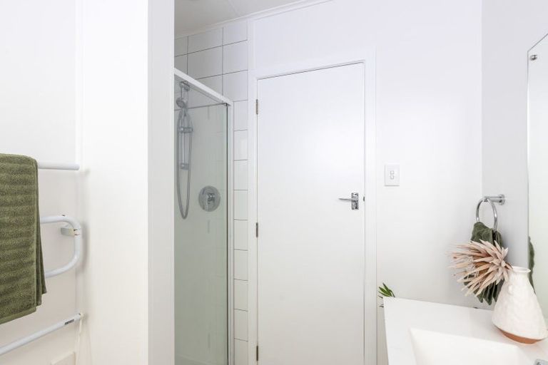 Photo of property in 137 Brooklands Road, Brooklands, New Plymouth, 4310