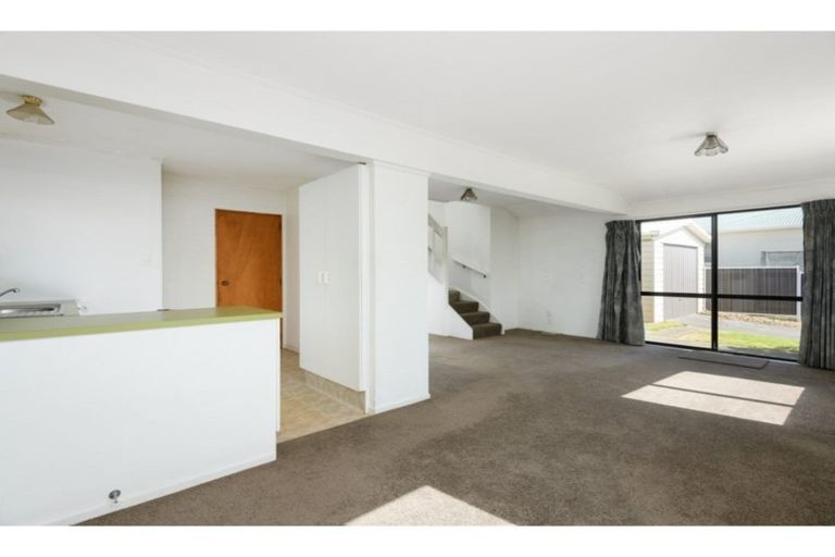 Photo of property in 10b Tui Street, Mount Maunganui, 3116