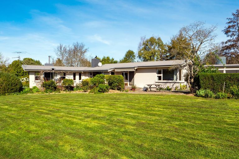 Photo of property in 33 Ribbonwood Road, Geraldine Downs, Geraldine, 7991