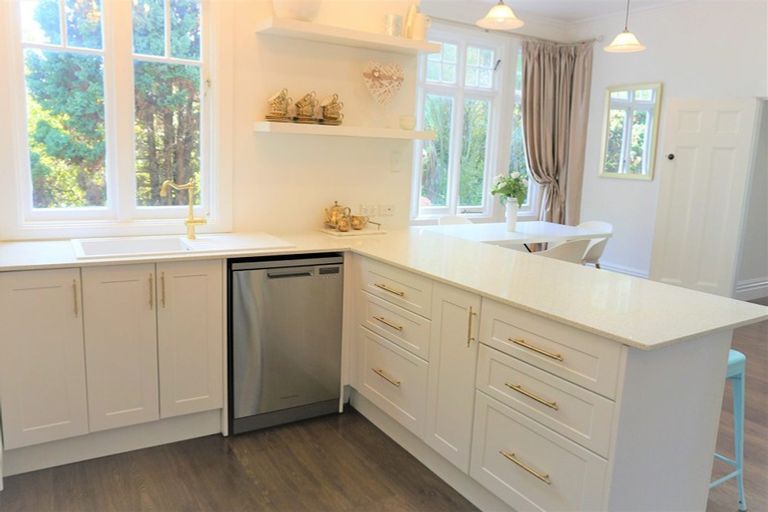 Photo of property in 20 Adderley Terrace, Ravensbourne, Dunedin, 9022