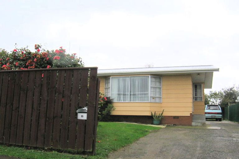 Photo of property in 15 Pryde Place, Feilding, 4702