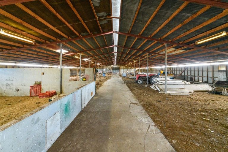 Photo of property in 15 Rangiotu Road, Himatangi, Palmerston North, 4477