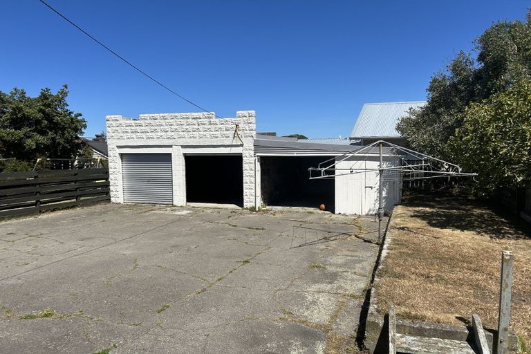 Photo of property in 126 Coutts Street, Kilbirnie, Wellington, 6022